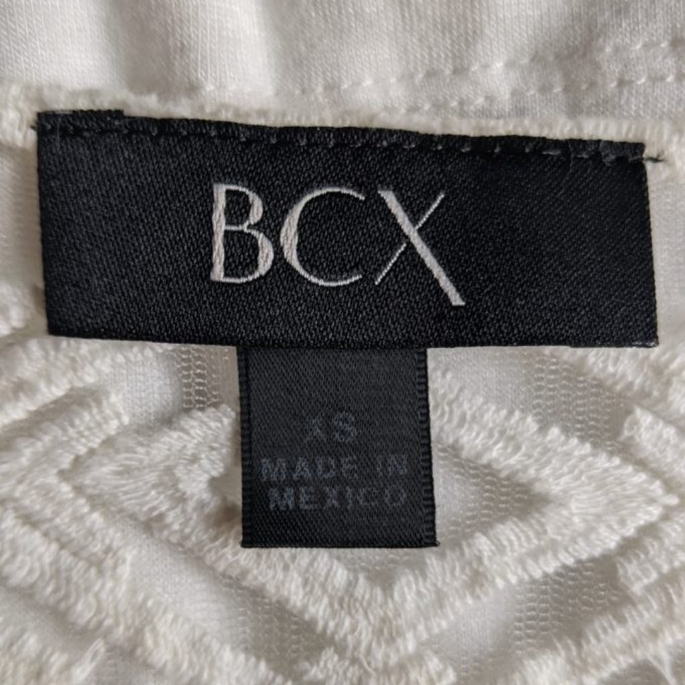BCX SLEEVELESS TOP W/ COWL NECK - Picture 10 of 10